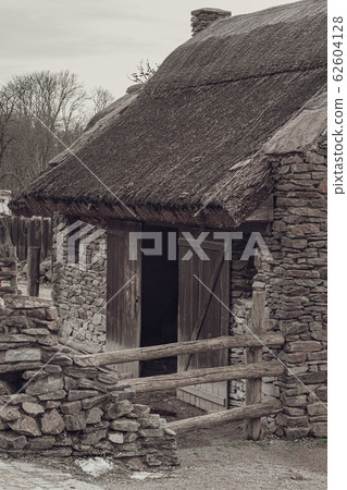 vintage stable 62604128
