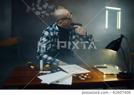 Maniac kidnapper puts the gun in his mouth Maniac kidnapper puts the gun in his mouth 62607406