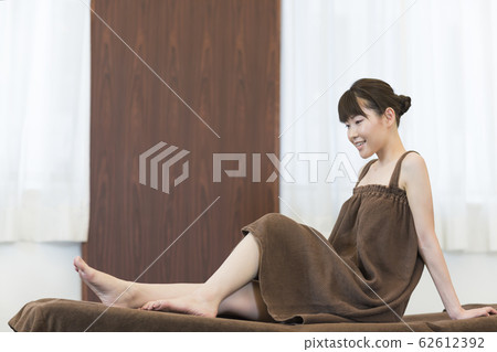 埃斯特 埃斯特 62612392