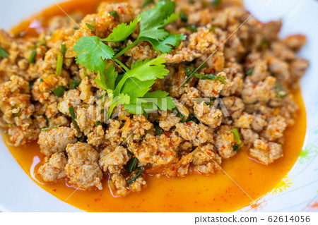Larb Moo Spicy Minced Pork Salad Thai food Larb Moo Spicy Minced Pork Salad Thai food 62614056