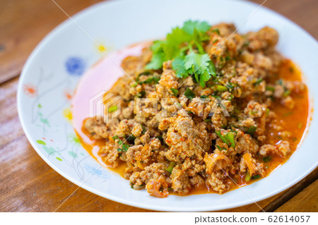 Larb Moo Spicy Minced Pork Salad Thai food 62614057