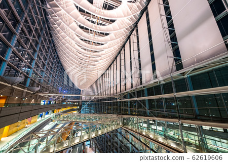 Tokyo International Forum night view Tokyo International Forum night view 62619606