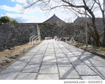 asa山城遺址,大正院和正門``重要傳統建築保護區''``國家指定歷史遺址'' asa山城遺址,大正院和正門``重要傳統建築保護區''``國家指定歷史遺址'' 62620053