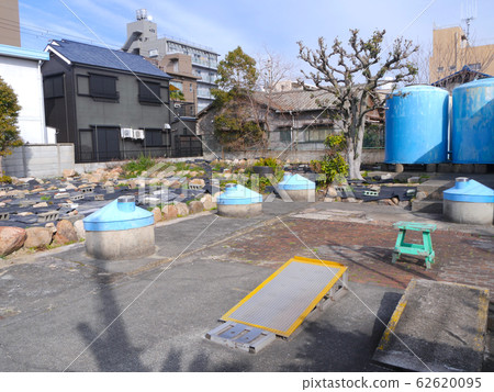 "Miyamizu" (Miyamizu) / Miyamizu Well in Nihonmori (Nishinomiya City, Hyogo Prefecture) "Miyamizu" (Miyamizu) / Miyamizu Well in Nihonmori (Nishinomiya City, Hyogo Prefecture) 62620095