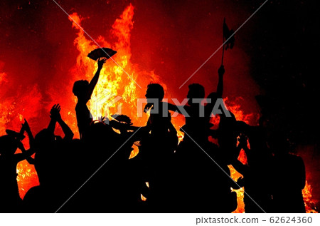 勝部火祭的場面 勝部火祭的場面 62624360