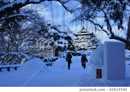 Hirosaki Castle Snow Lantern Festival 62624540