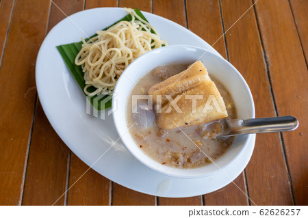 Burmese cold noodle soup Burmese cold noodle soup 62626257