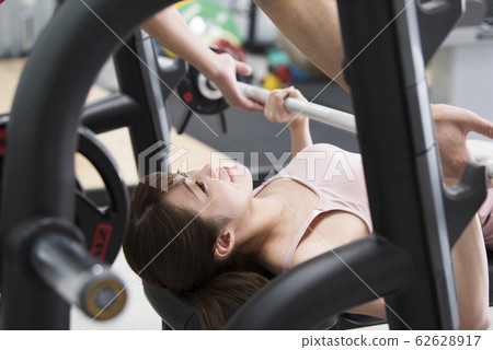 Women training 62628917