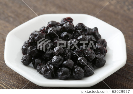 << dried fruit >> blueberry 62629957
