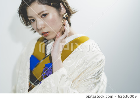 和服的新娘 和服的新娘 62630009