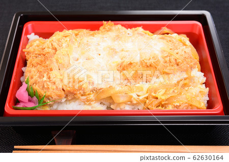 美味炸肉排重飯盒 美味炸肉排重飯盒 62630164
