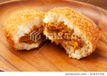 Curry bread Curry bread 62635308