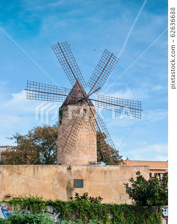 Cone building of traditional spanish windmill Cone building of traditional spanish windmill 62636688