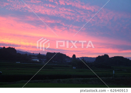 Sunset 2 62640913