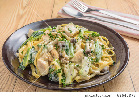 雞肉奶油意麵 62649875