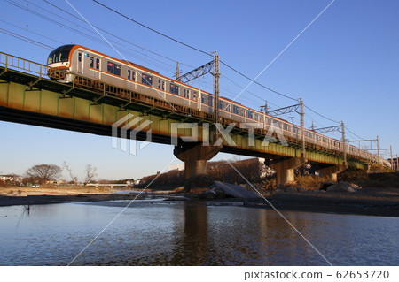 Subway 10000 series that goes directly to the Irumagawa Bridge and goes directly to the Seibu Ikebukuro Line 62653720