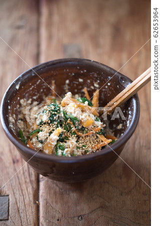 Shiraae (Japanese salad) 62653964