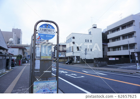 Bus stop in front of Oarai Isozen Shrine in the early morning Bus stop in front of Oarai Isozen Shrine in the early morning 62657625