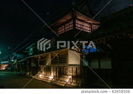 玉松山夢海道街道照亮 62658508