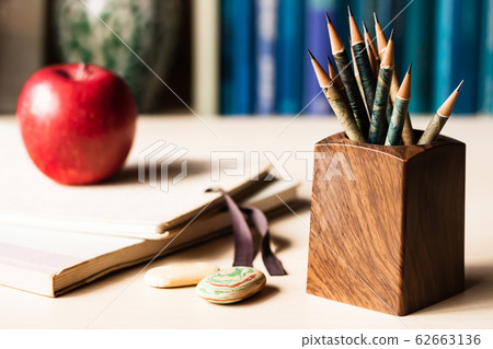 Pencil Pencil 62663136