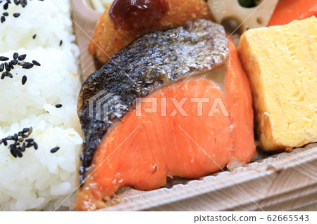 美味的午餐鮭魚 62665543