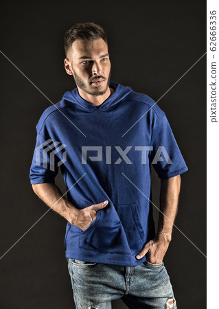 Casual style tips for men who want look sharp. If Casual style tips for men who want look sharp. If 62666336