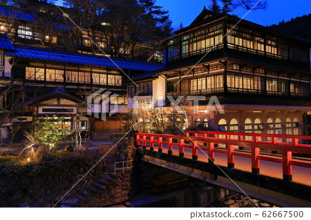 [Gunma Prefecture] Shima Onsen night view of Sekizen-kan 62667500