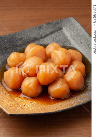 Simmered boiled tuna 62669371