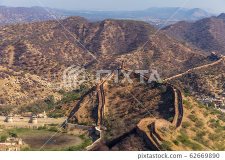 View of Aravalli Hills and the fortification walls 62669890