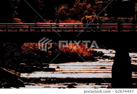 秋天的日落 62674447