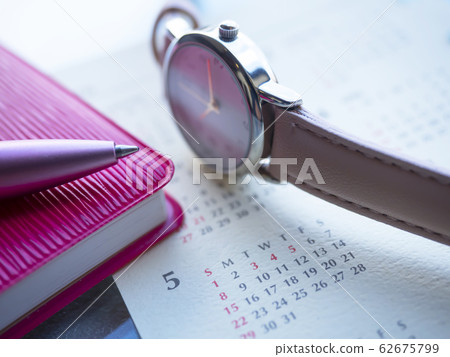 Business image · calendar · notebook · female 62675799