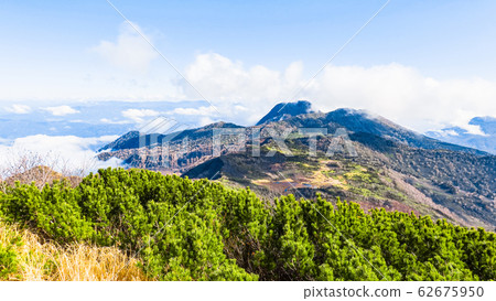 秋天的Hi山攀登（從Hi山眺望天狗的花園和妙高山） 62675950