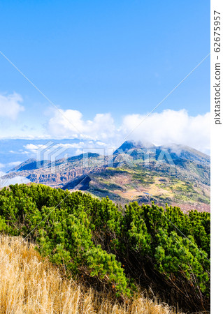 秋天的Hi山攀登（從Hi山眺望天狗的花園和妙高山） 62675957