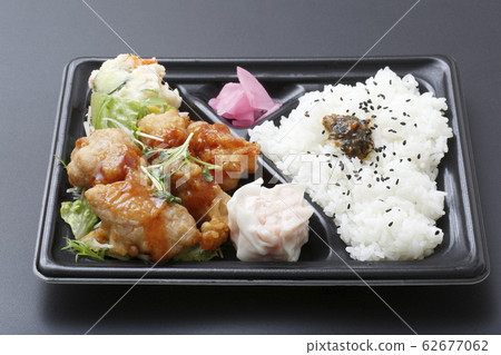 炸雞午餐 62677062