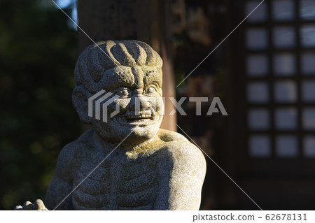 惡魔孩子的紀念碑 62678131