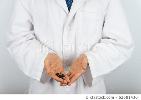 Doctor who will cure your illness Doctor who will cure your illness 62681430