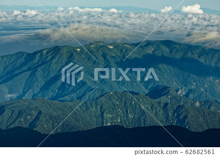 Mt. Niojiji and Sado Mountains from the Iide Mountain Range 62682561