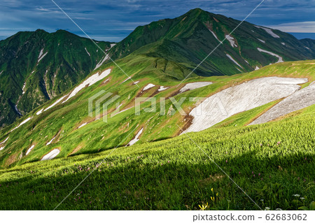 Summer Iide Mountains, Mt.Dinichi seen from the Onishi hut 62683062