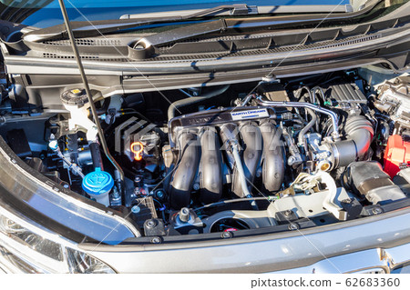 Car engine room 62683360