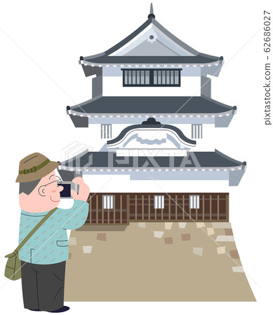 Marugame Castle and Traveler Marugame Castle and Traveler 62686027