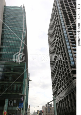 Nihonbashi intersection 62699184