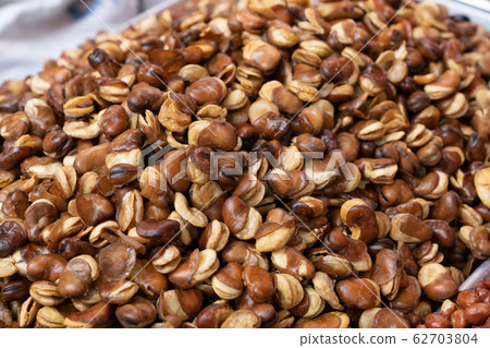 peanuts peanuts 62703804