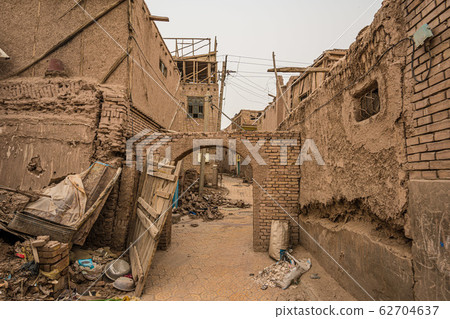 Kashi Kojo Uyghur 62704637
