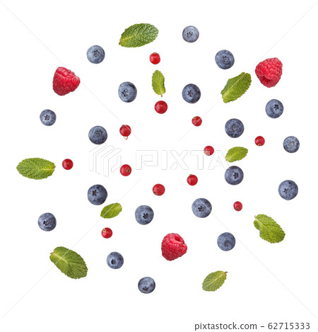 Wreath of different berries. 62715333