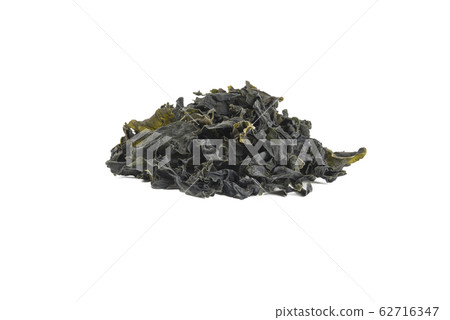 heap of dried kombu seaweed  isolated on white 62716347