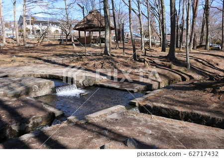 ■ Three-third spring water ■ Shingen Takeda ■ Top 100 famous waters in Japan ■ Nagasaka-cho, Hokuto City, Yamanashi Prefecture ■ Three-third spring water ■ Shingen Takeda ■ Top 100 famous waters in Japan ■ Nagasaka-cho, Hokuto City, Yamanashi Prefecture 62717432