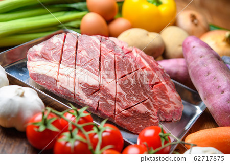 Fresh produce 62717875