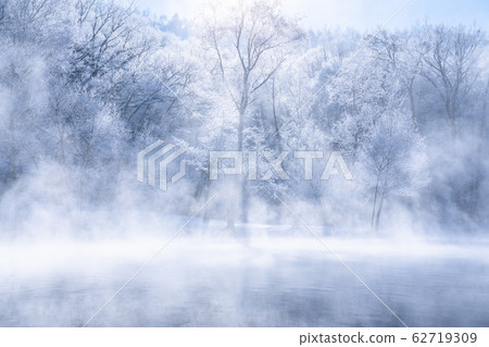 《北海道》北海道冬季，霜凍和空中風暴 62719309