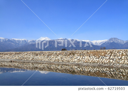 早春的安zu野：曼蘇河和北阿爾卑斯山 62719503