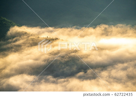 Sea of Clouds and the Tower [Nagano Prefecture] 62722435